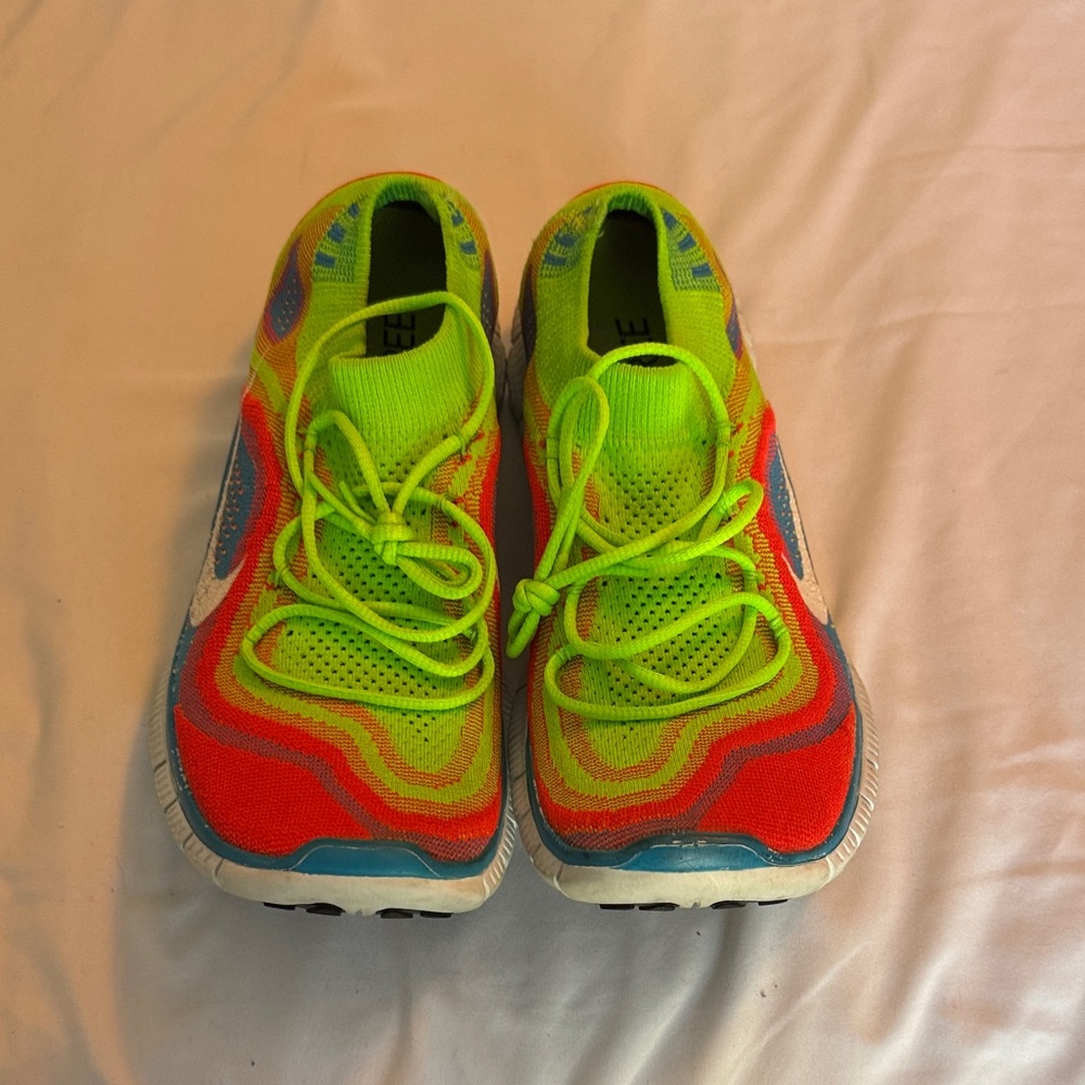 Nike Free Run 5.0 Flyknit Rainbow 🌈 RARE!! Sz 9.5
